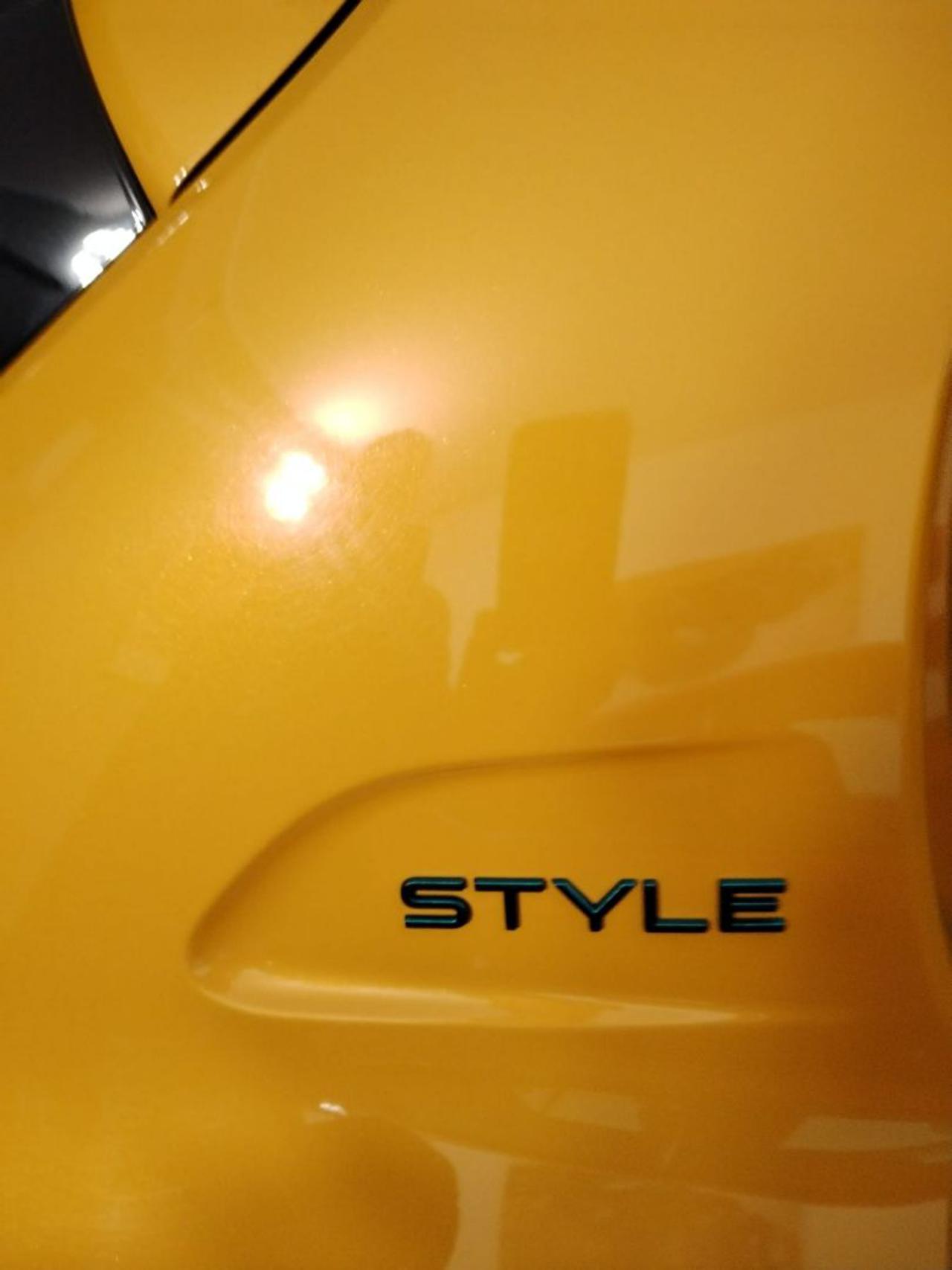 PEUGEOT 208 75 cv. Stop&Start 5 porte Style - 21