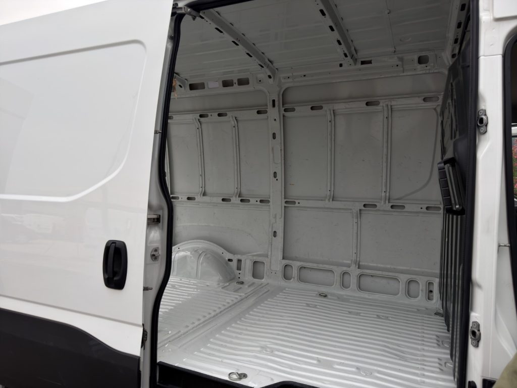 IVECO Daily 35S12 L2H2 - 8