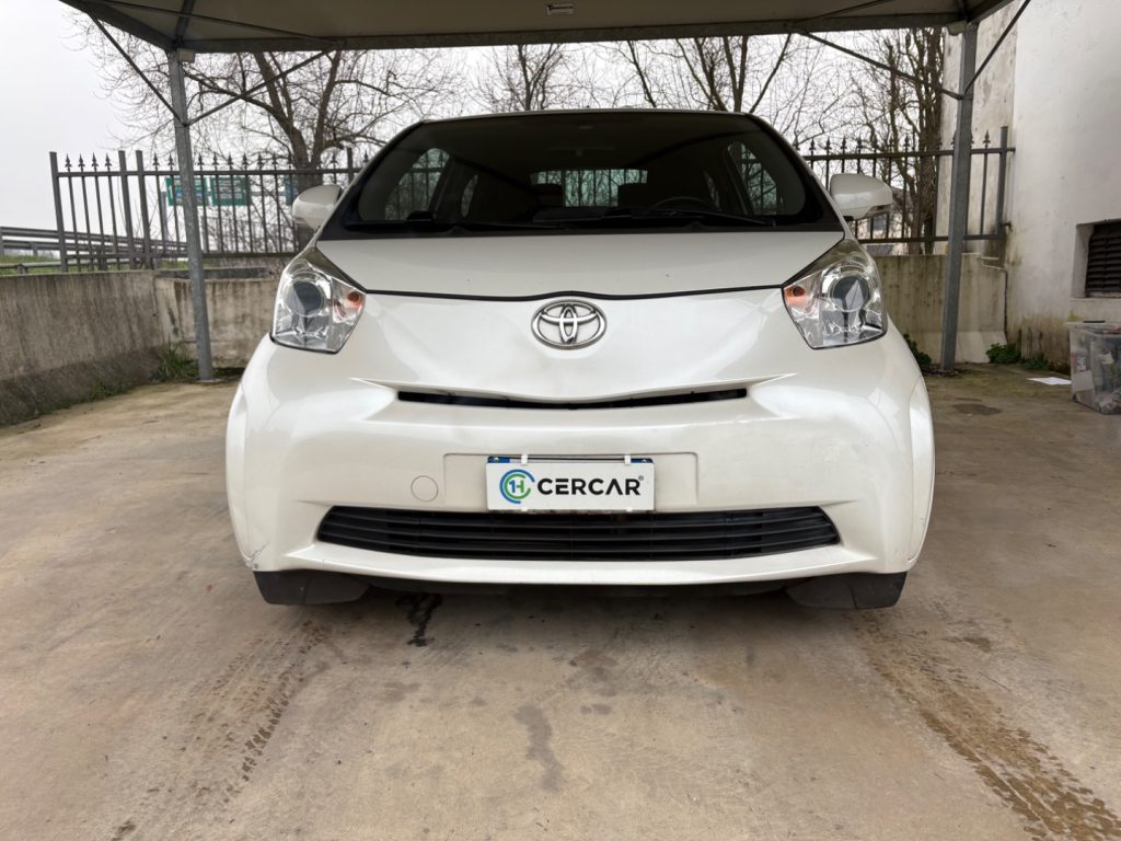 TOYOTA iQ 1.0 CVT Lounge AUTOMATICA OK NEOPATENTATI - 2