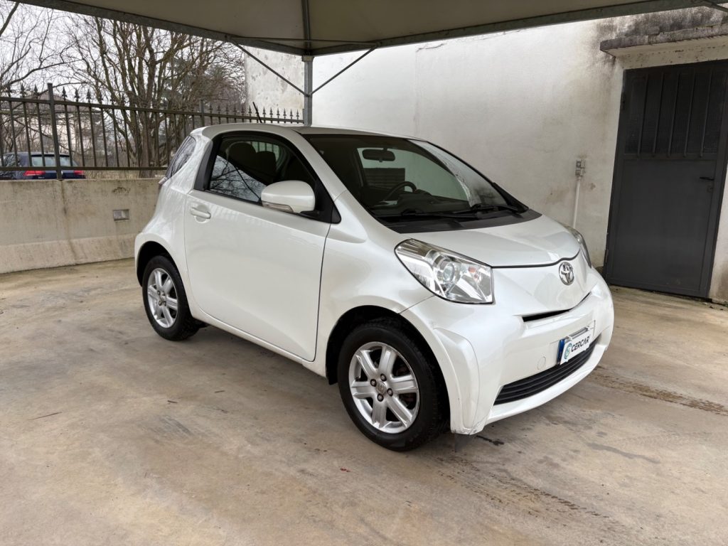 TOYOTA iQ 1.0 CVT Lounge AUTOMATICA OK NEOPATENTATI - 3