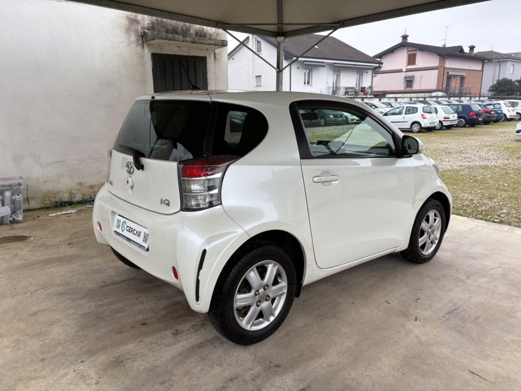TOYOTA iQ 1.0 CVT Lounge AUTOMATICA OK NEOPATENTATI - 6