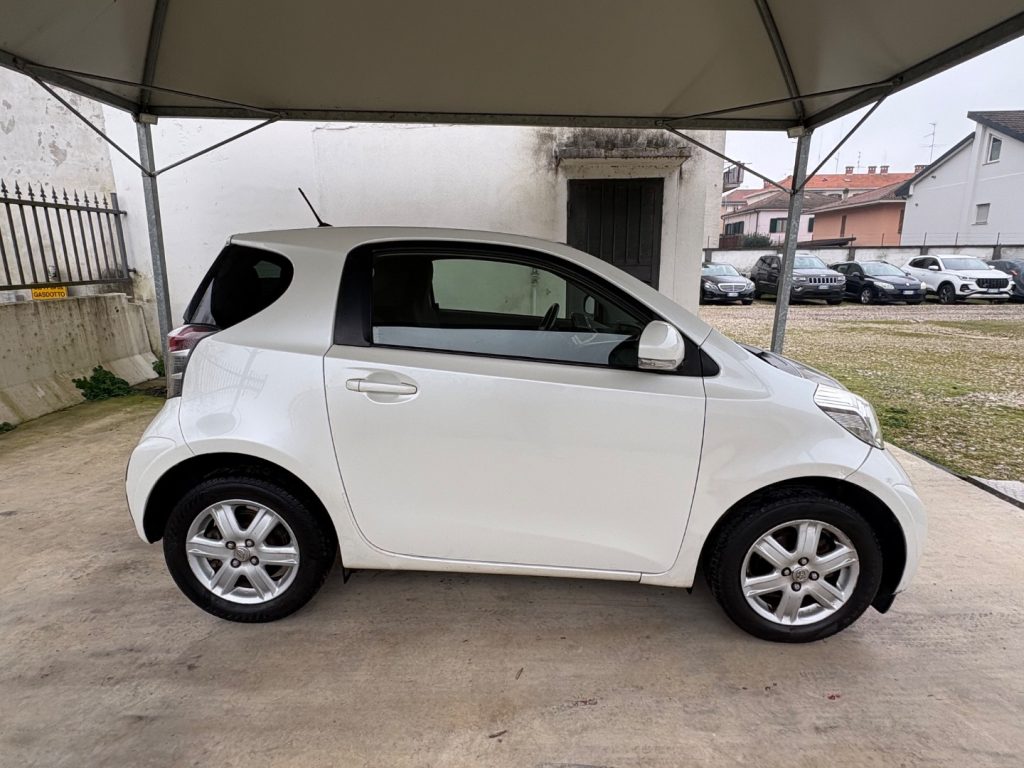 TOYOTA iQ 1.0 CVT Lounge AUTOMATICA OK NEOPATENTATI - 7