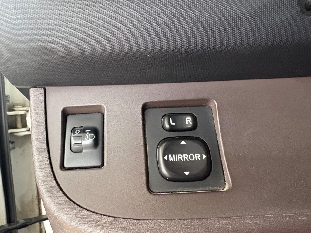 TOYOTA iQ 1.0 CVT Lounge AUTOMATICA OK NEOPATENTATI - 22