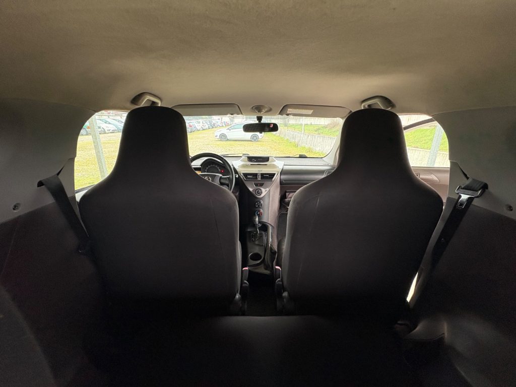 TOYOTA iQ 1.0 CVT Lounge AUTOMATICA OK NEOPATENTATI - 21