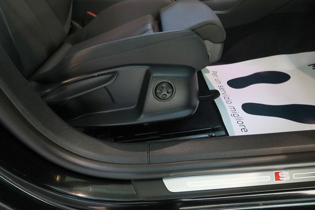 AUDI A5 35 TDI Sportback S-Tronic S-Line - 44