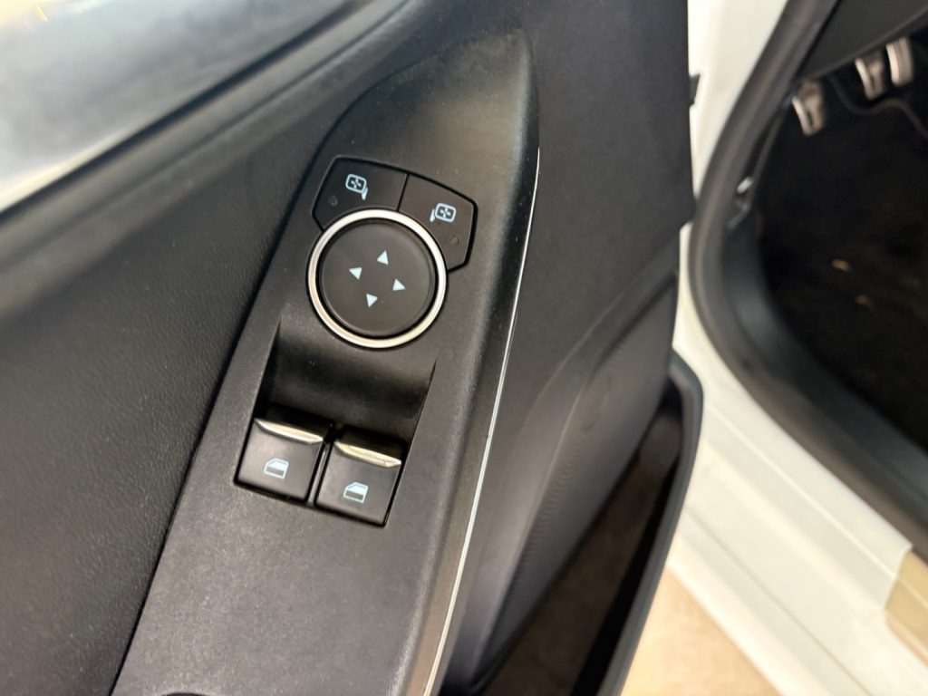 FORD Fiesta 1.0 Ecoboost 100 CV 3 porte ST-Line OK NEOPATENTAT - 26