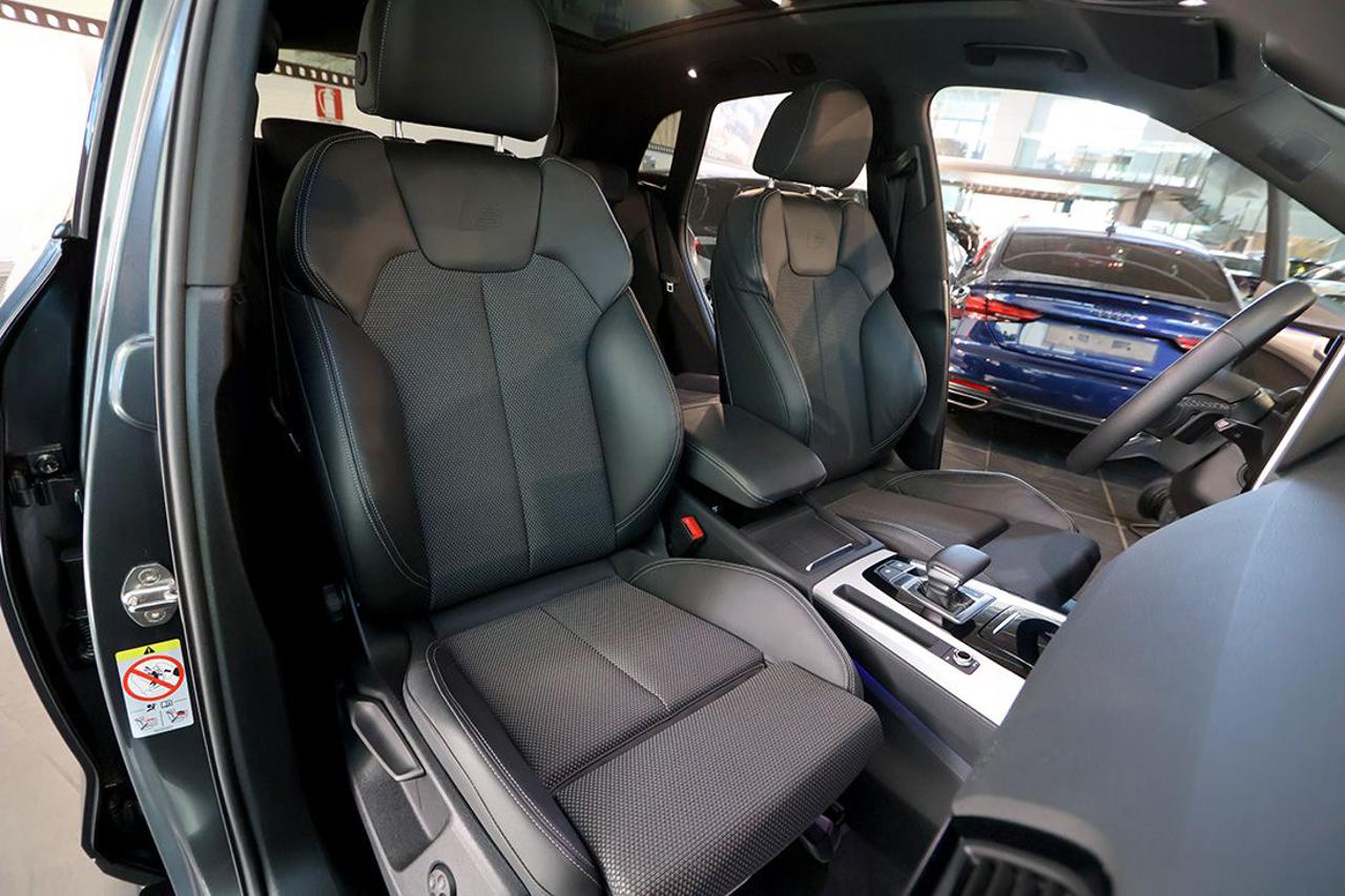 AUDI Q5 40 TDI Quattro S-Tronic S-Line Plus - 18