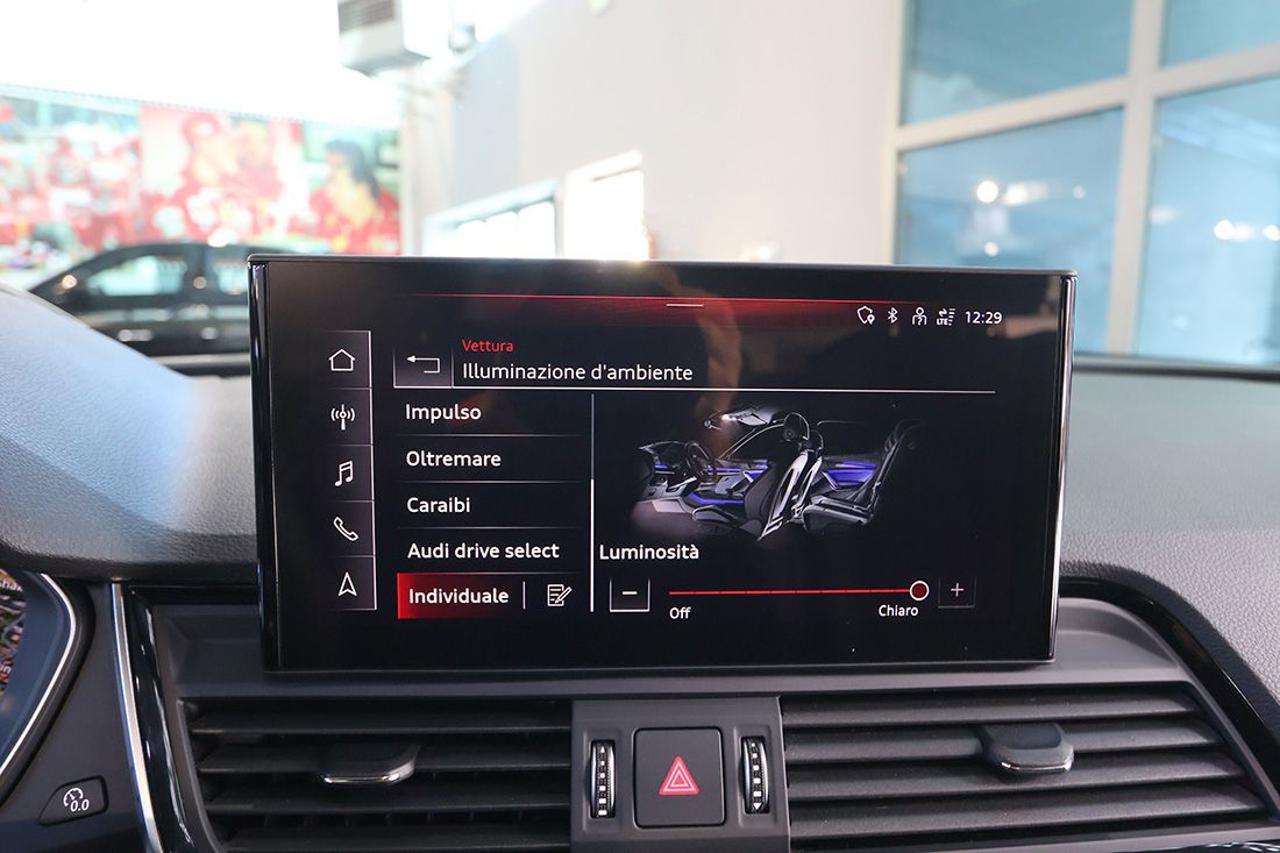 AUDI Q5 40 TDI Quattro S-Tronic S-Line Plus - 34