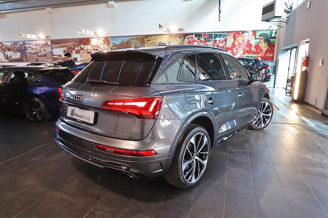 AUDI Q5 40 TDI Quattro S-Tronic S-Line Plus - 10