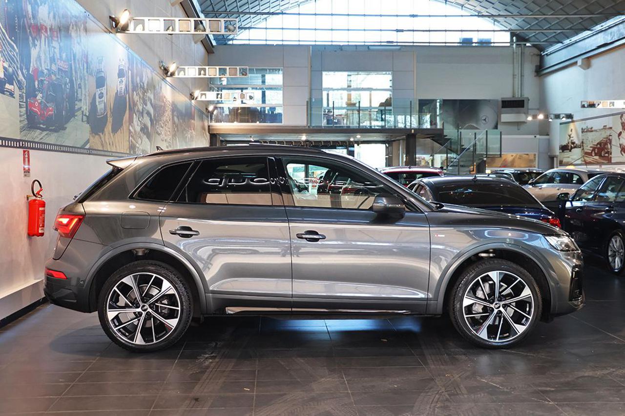 AUDI Q5 40 TDI Quattro S-Tronic S-Line Plus - 2