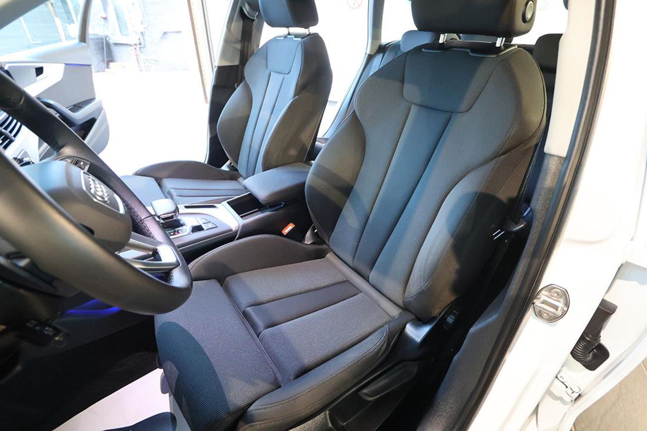 AUDI A4 35 TDI Avant S-Tronic S-Line - 18