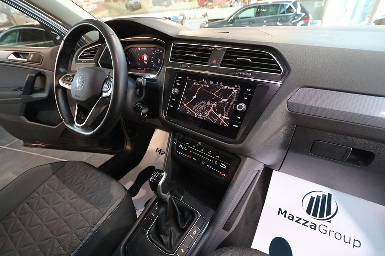 VOLKSWAGEN Tiguan 1.5 TSI ACT Life - 30