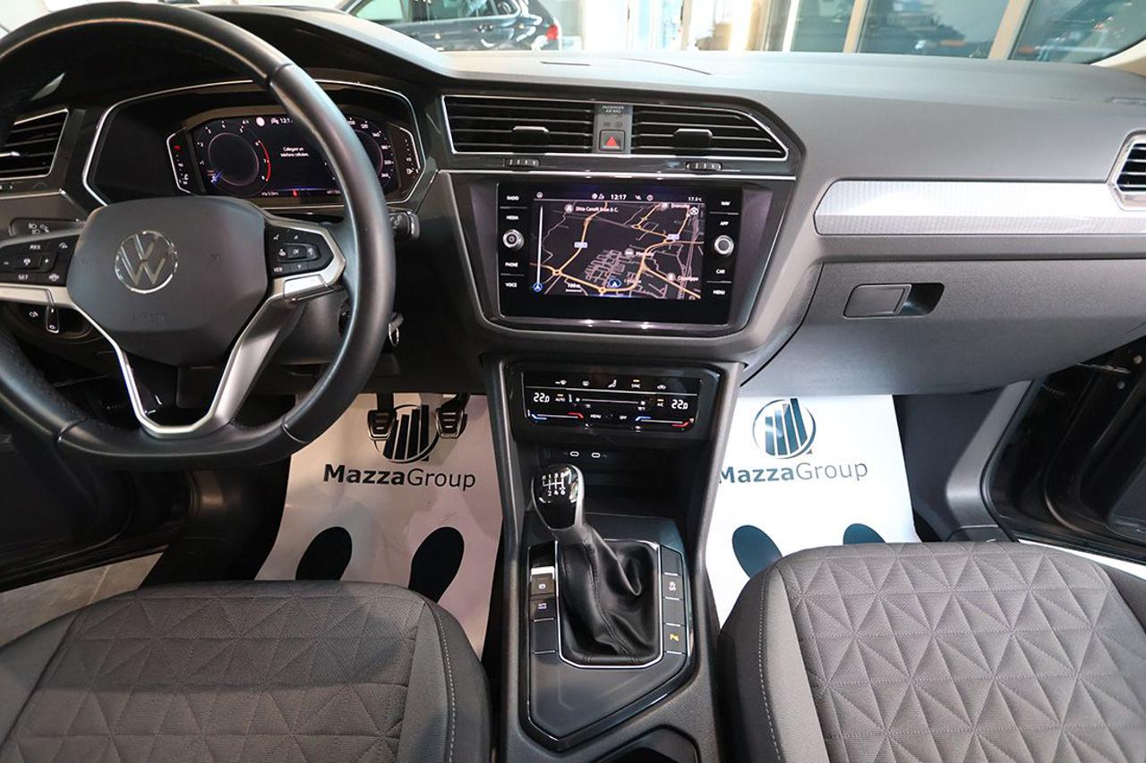 VOLKSWAGEN Tiguan 1.5 TSI ACT Life - 28