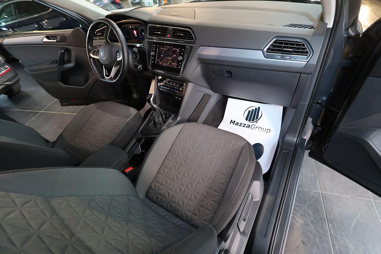 VOLKSWAGEN Tiguan 1.5 TSI ACT Life - 15
