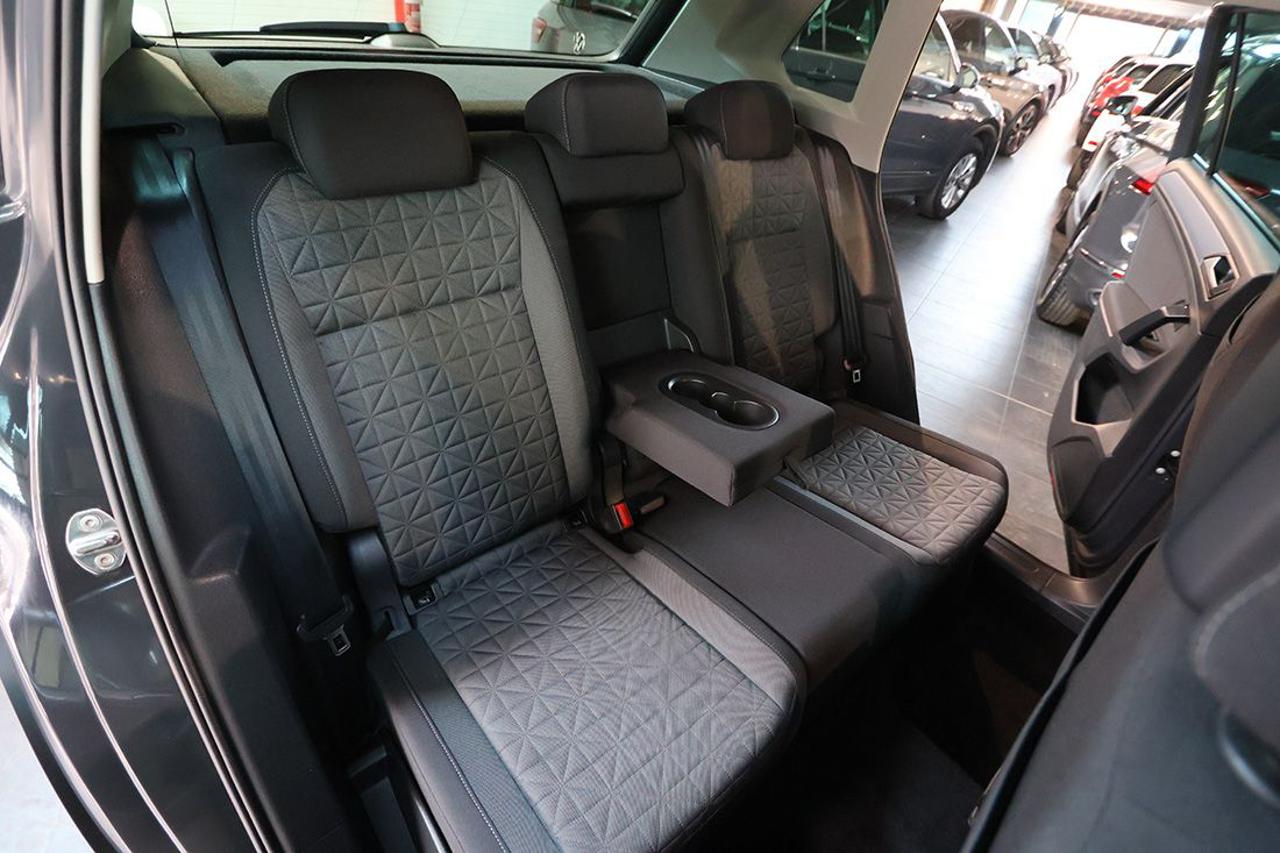 VOLKSWAGEN Tiguan 1.5 TSI ACT Life - 19