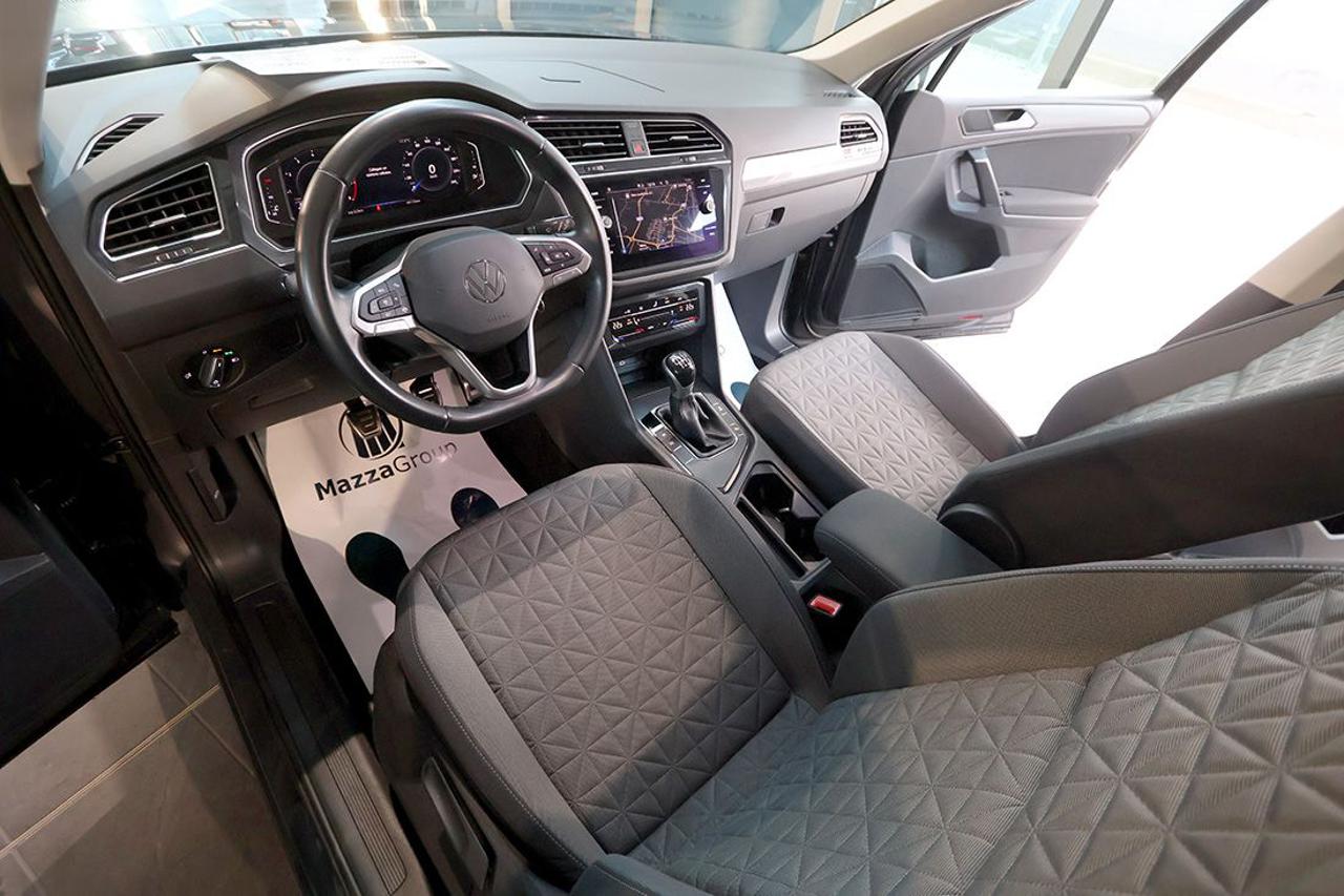 VOLKSWAGEN Tiguan 1.5 TSI ACT Life - 13