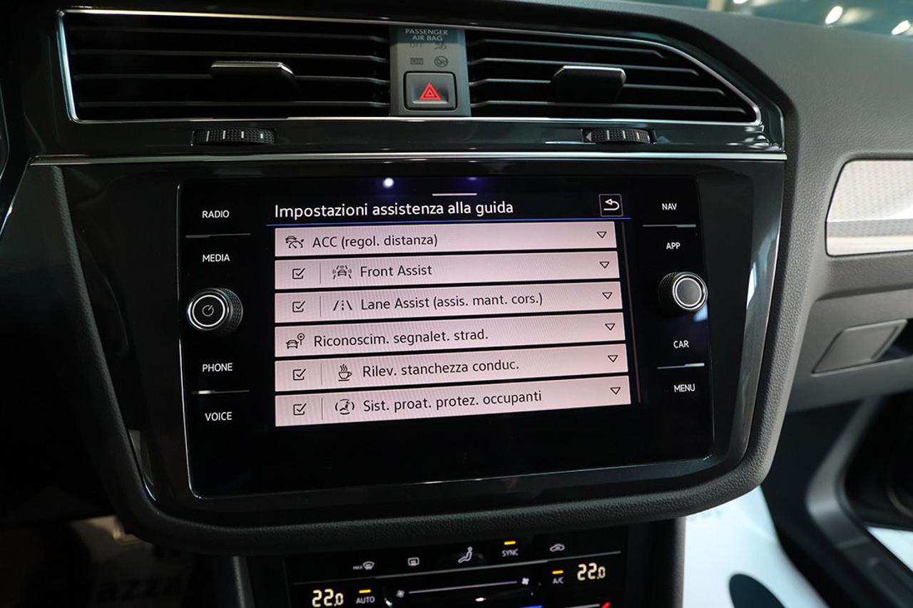 VOLKSWAGEN Tiguan 1.5 TSI ACT Life - 25