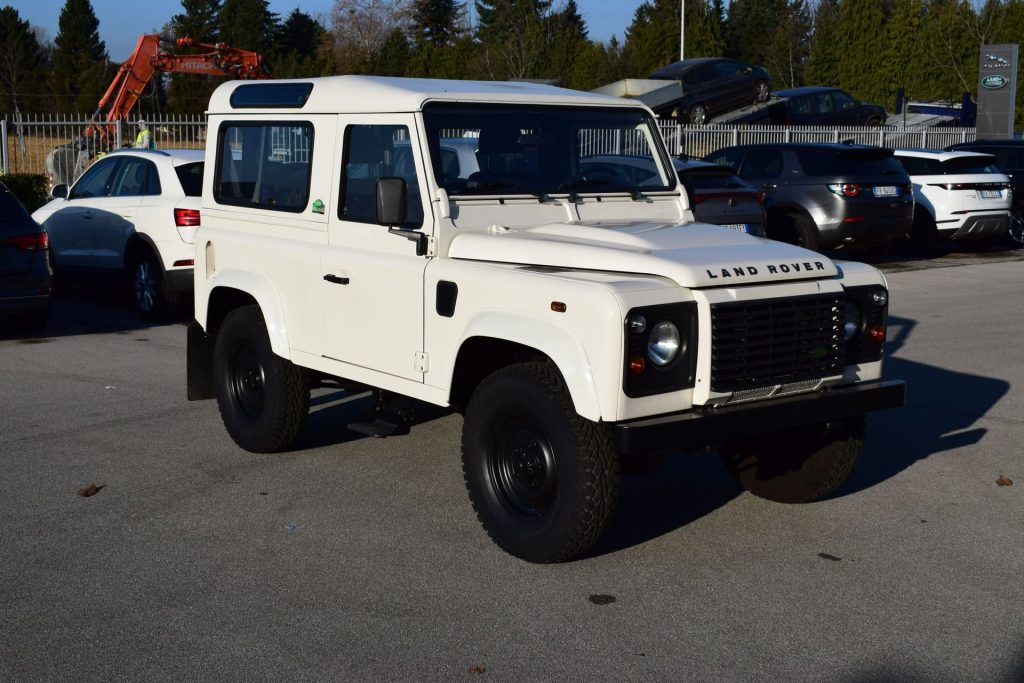 LAND ROVER Defender 90 2.4 TD4 SOLO 69000KM!! - 25