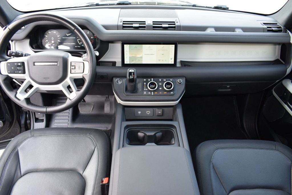 LAND ROVER Defender Defender 90 3.0D I6 200 CV AWD Auto X-Dynamic SE I - 9