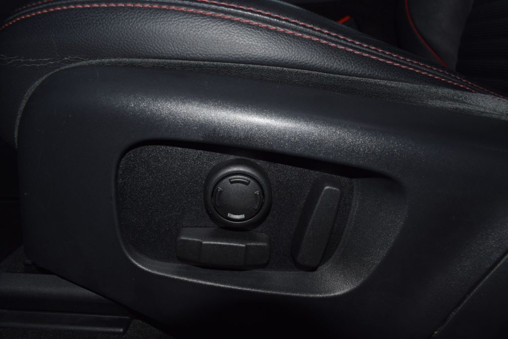 LAND ROVER Discovery Sport Discovery Sport 2.0 TD4 180 CV AWD Auto R-Dynamic - 21