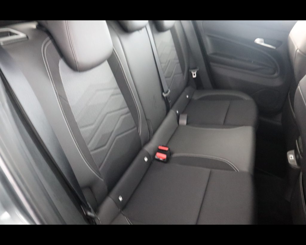 JEEP Avenger -  LIMITED 1.2 100cv FWD - 18