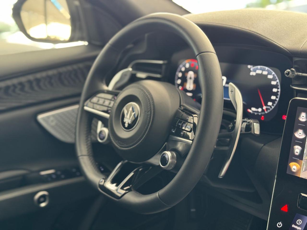 MASERATI Grecale 2.0 MHEV 300cv GT - 12