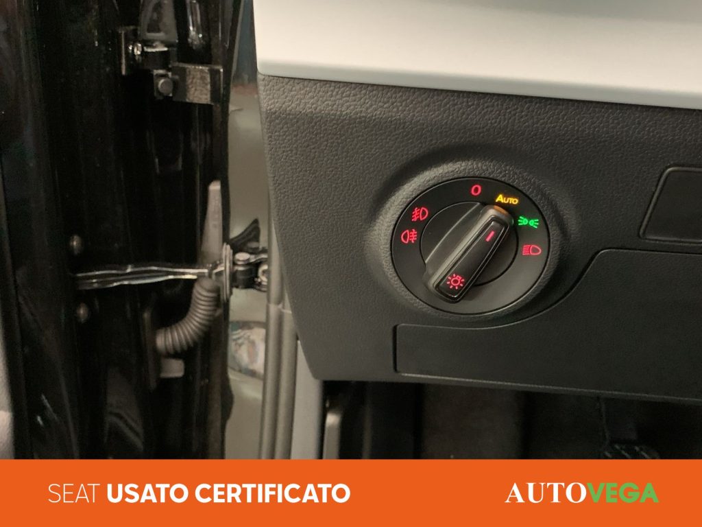 SEAT Arona 1.0 ecotsi black edition 95cv - 11