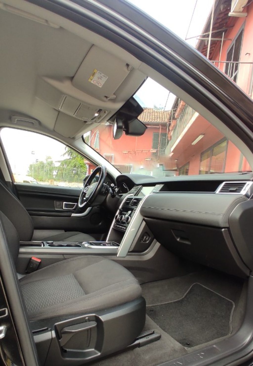 LAND ROVER Discovery Sport 2.0 TD4 150 CV SE - 8