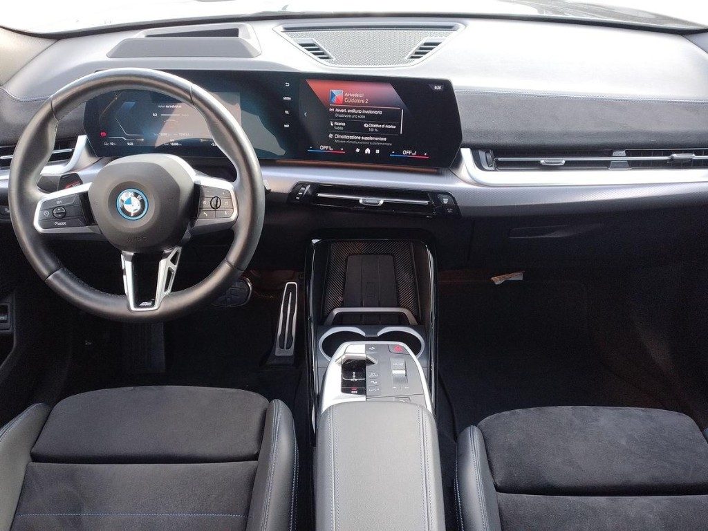 BMW iX2 eDrive 20 Msport Pro Aut. - 8