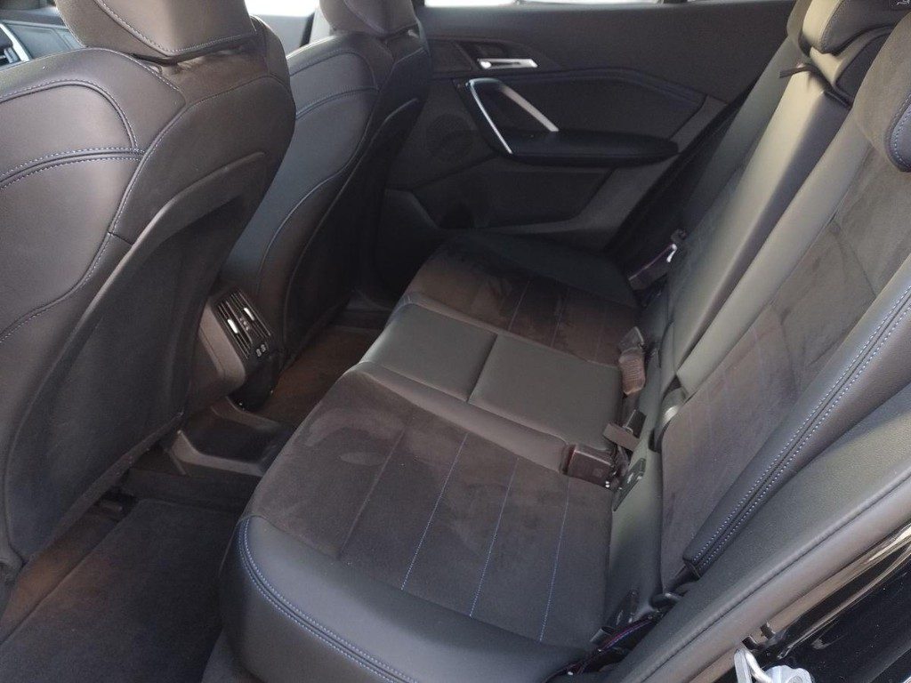 BMW iX2 eDrive 20 Msport Pro Aut. - 11