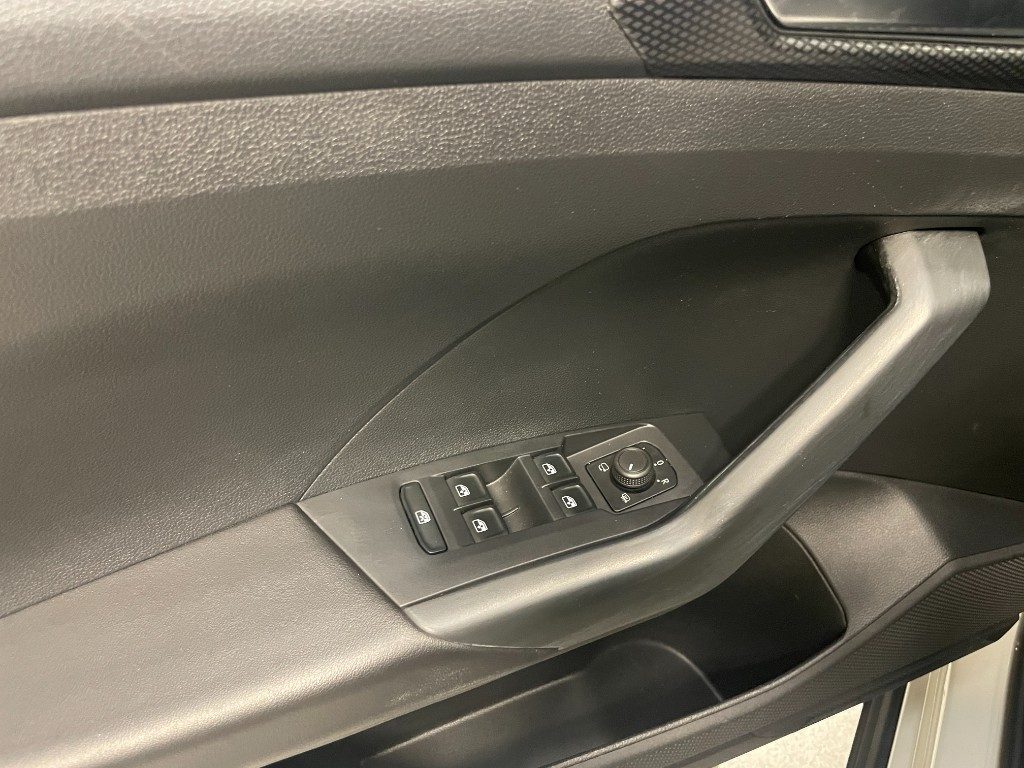 VOLKSWAGEN T-Cross 1.0 TSI 110 CV Style - 17