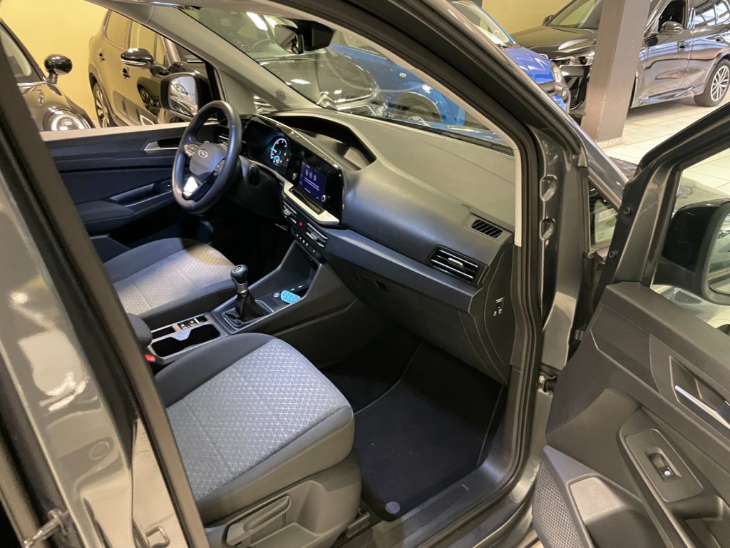 FORD Tourneo Connect 2.0 TD EcoBlue 122 CV Titanium EURO6d - 8