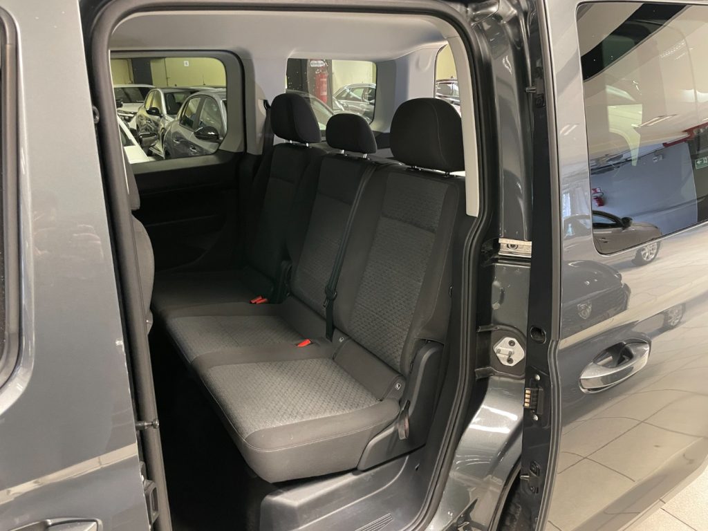 FORD Tourneo Connect 2.0 TD EcoBlue 122 CV Titanium EURO6d - 14