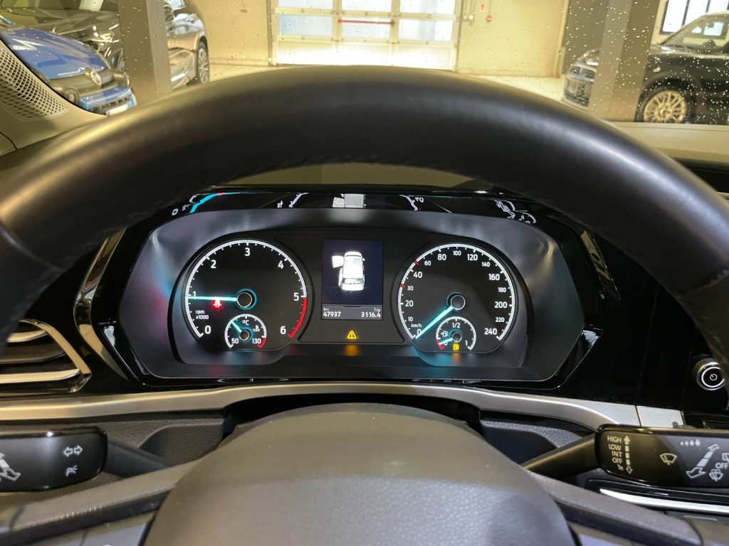 FORD Tourneo Connect 2.0 TD EcoBlue 122 CV Titanium EURO6d - 10