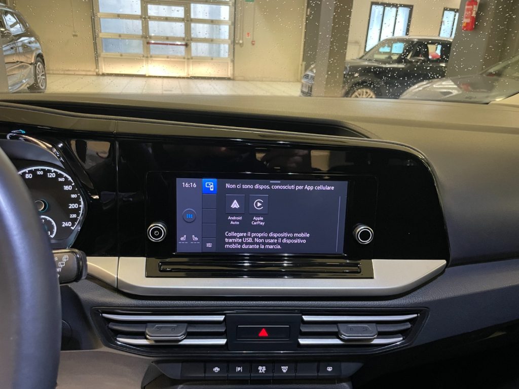 FORD Tourneo Connect 2.0 TD EcoBlue 122 CV Titanium EURO6d - 11