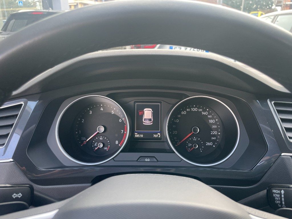 VOLKSWAGEN Tiguan 1.5 TSI 150 CV DSG ACT Life+LUCI AMBIENT - 14