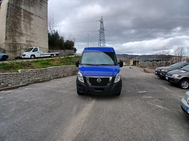 NISSAN Interstar Blu metallizzato