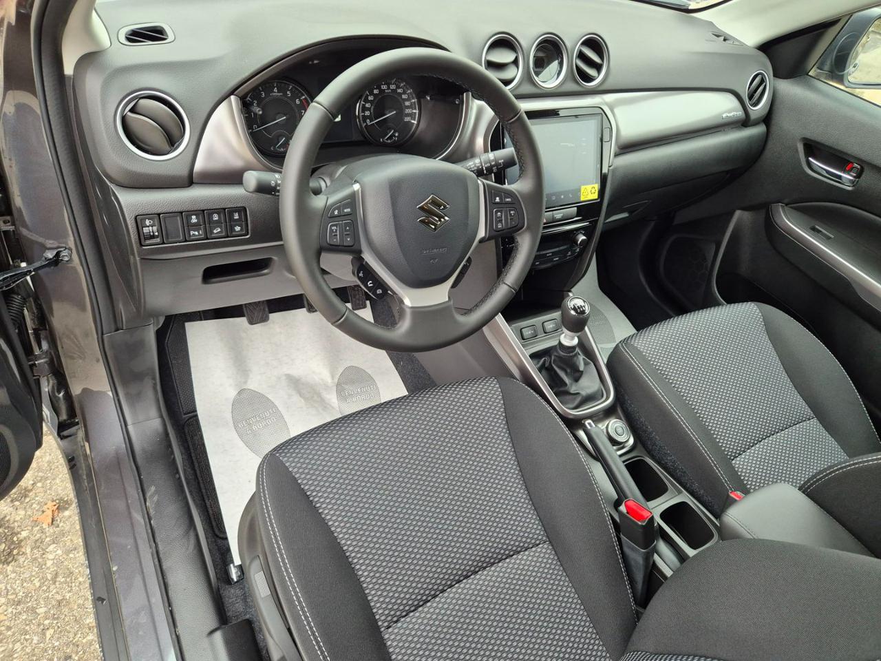 SUZUKI Vitara 1.4 Hybrid 4WD AllGrip Cool+ - 10