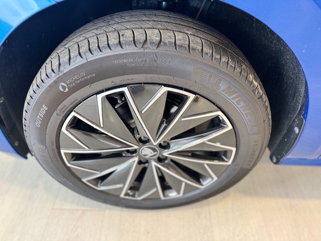 SKODA Kamiq 1.0 TSI Black Dots - 10