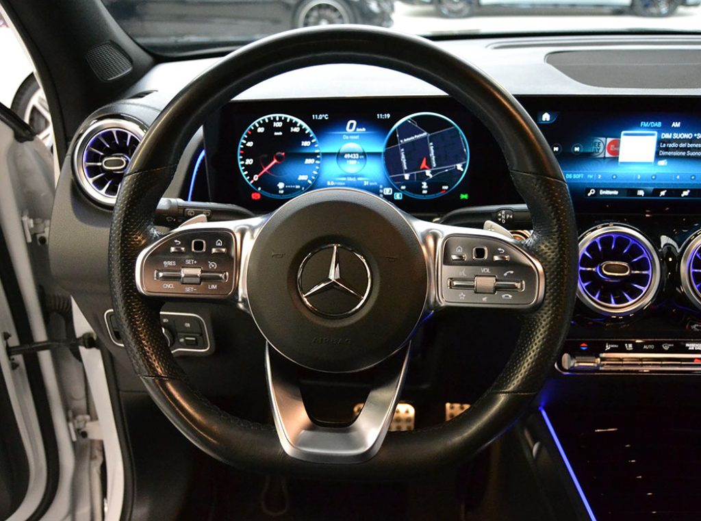 MERCEDES-BENZ GLB 200 d Automatic 4Matic Premium Amg Iva Esposta ** - 13