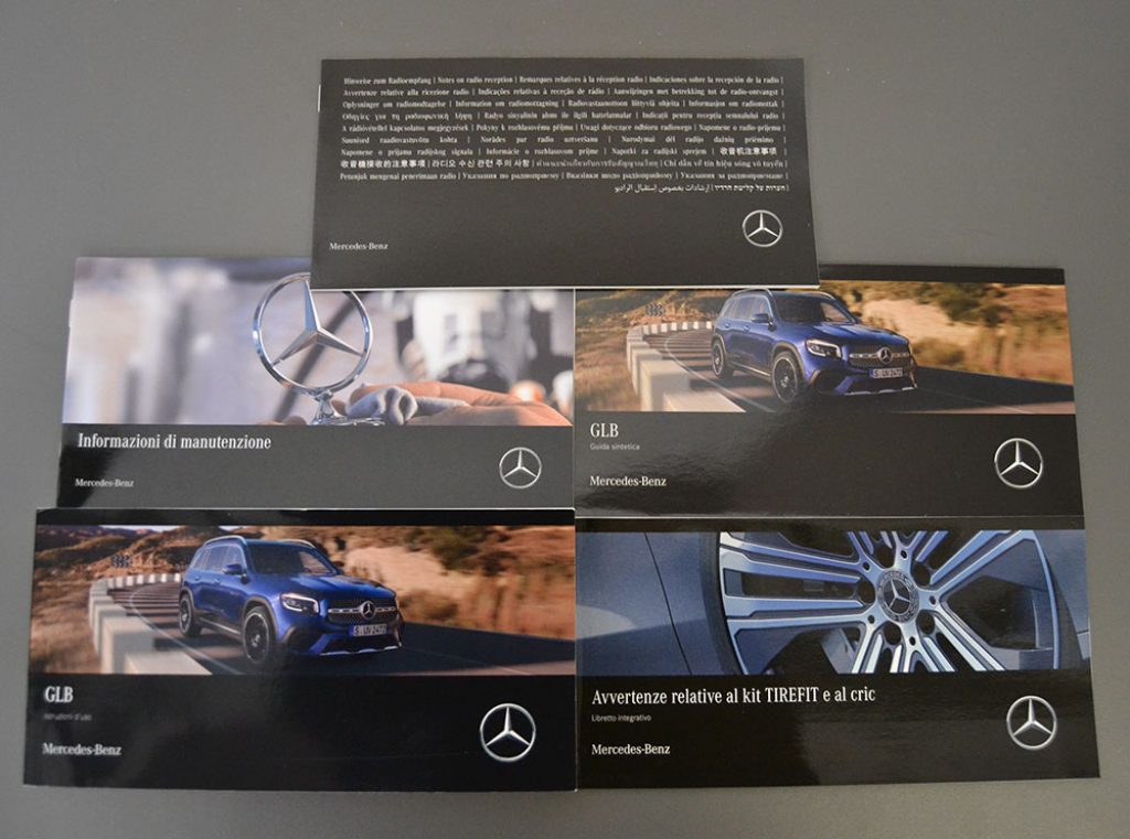 MERCEDES-BENZ GLB 200 d Automatic 4Matic Premium Amg Iva Esposta ** - 17