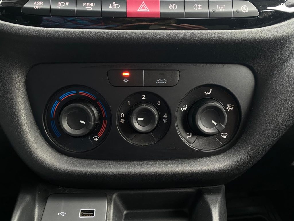 FIAT Doblo 1.6 MJT 105CV  SX 3 Posti - 9