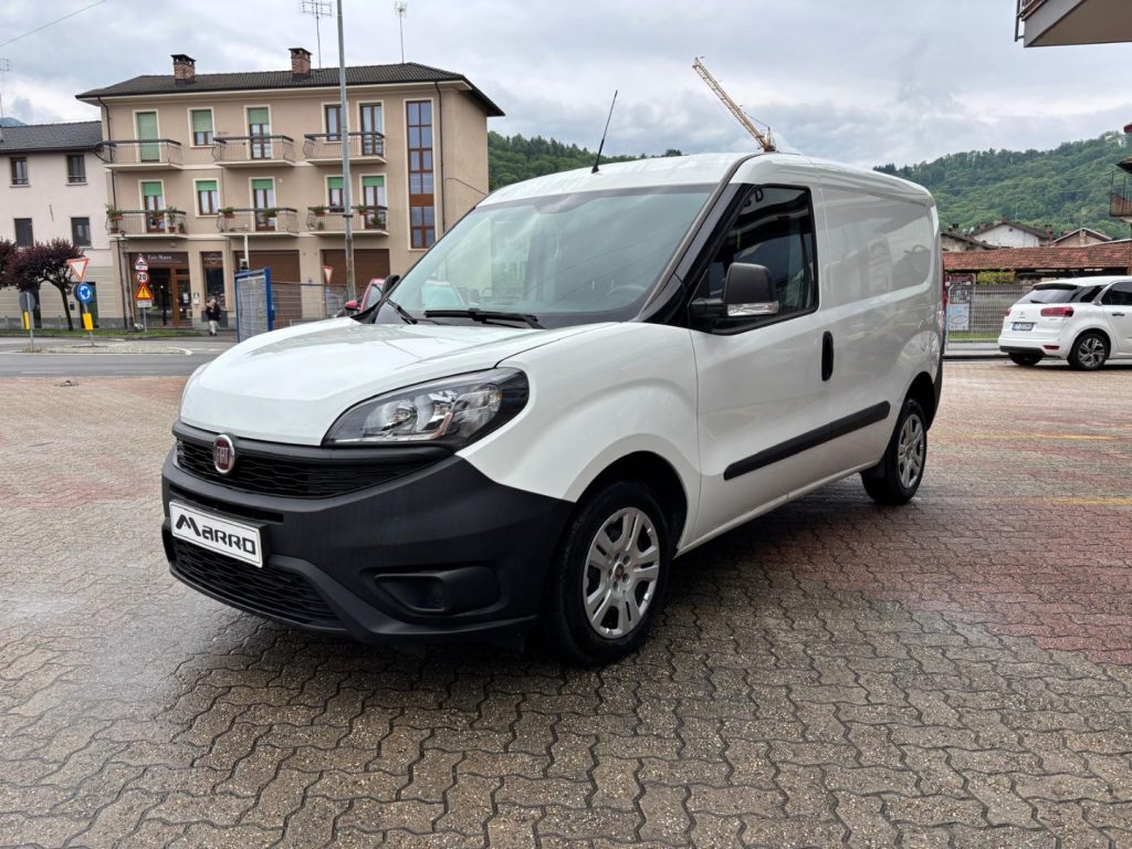 FIAT Doblo 1.6 JTDM 105CV 3 POSTI Portellone Post. Vetro - 4