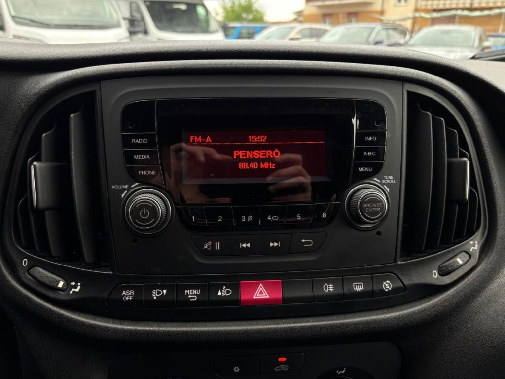 FIAT Doblo 1.6 JTDM 105CV 3 POSTI Portellone Post. Vetro - 7