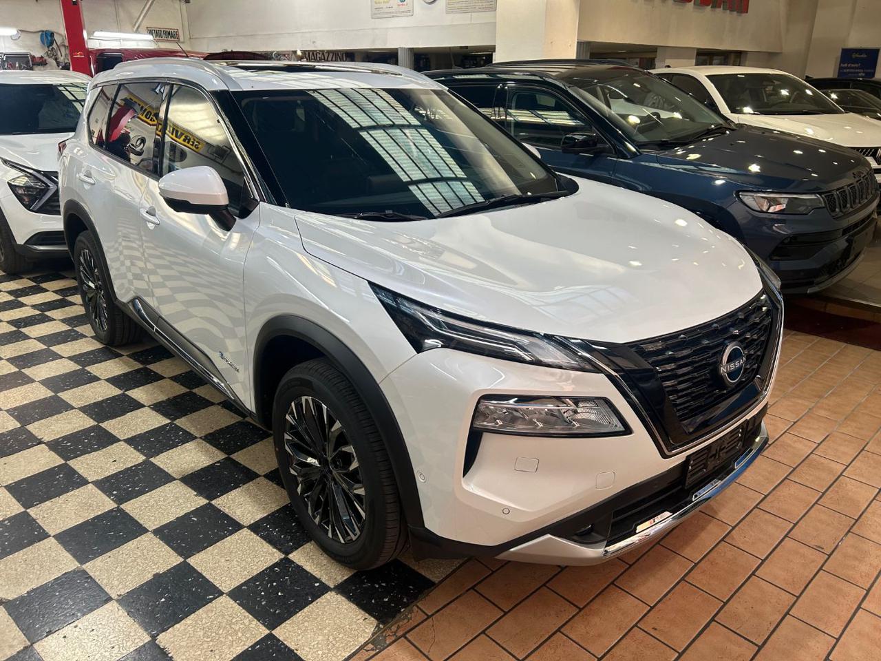 NISSAN X-Trail e-Power e-4orce 4WD 5 posti Tekna Tetto&Nappa&Bose - 1