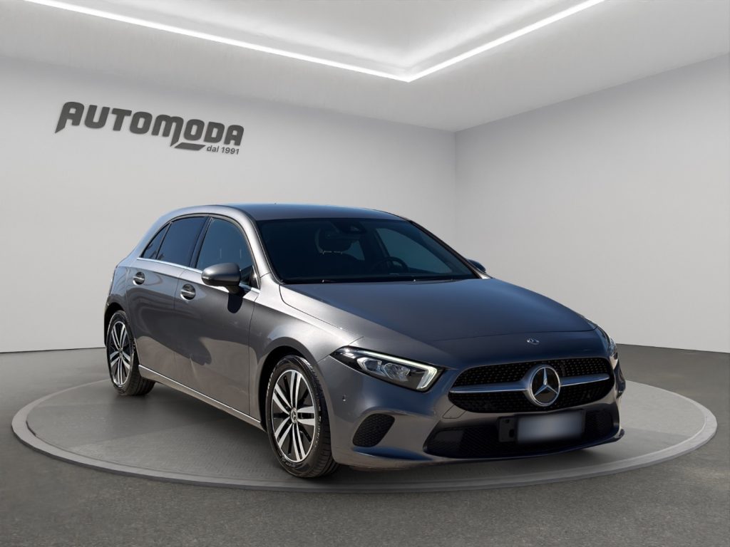 MERCEDES-BENZ A 180 d Automatic Business - 3