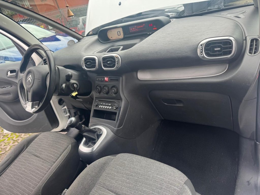 CITROEN C3 Picasso PureTech 110 Exclusive - 9