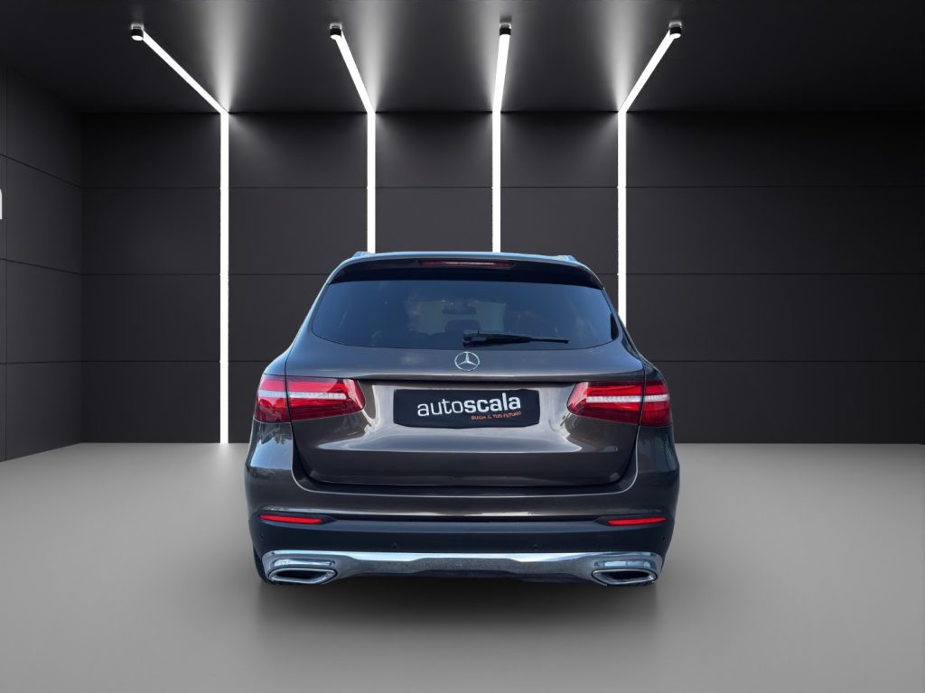 MERCEDES-BENZ GLC 250 d 4Matic Sport - 4