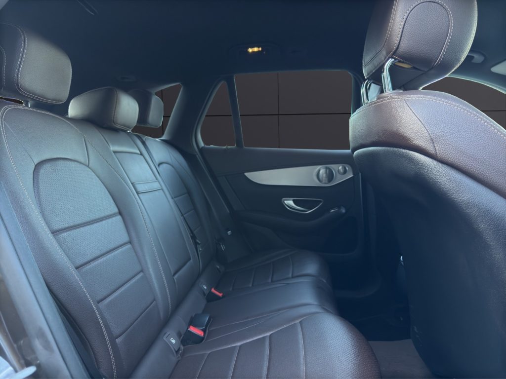 MERCEDES-BENZ GLC 250 d 4Matic Sport - 19