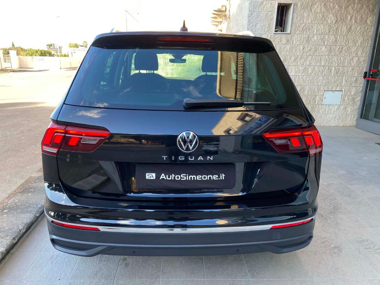 VOLKSWAGEN Tiguan 2.0 TDI 150 CV SCR DSG Life - 6